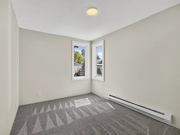 667 Decoria Ave — Photo 24