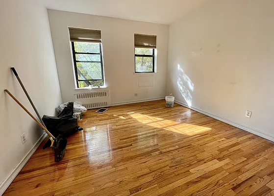Rented by Compass | media 9