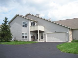 7986 Royal Oaks Rd, Rockford, IL 61107