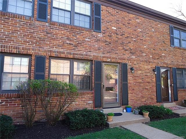 1st image of 7965 Royal Arms Ct