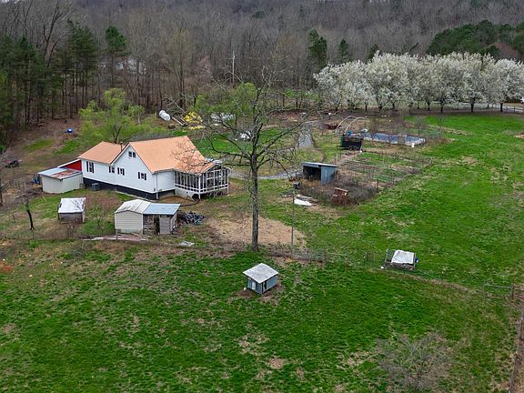 4th image of 293 Turner Rd