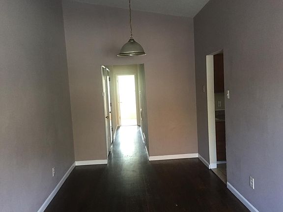 5th image of 3102 Sherman Dr #1