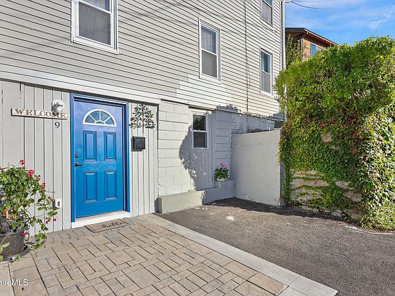 3rd image of 9 Richmond Ln