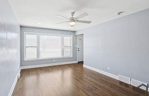 2nd image of 1409 W 112th Pl