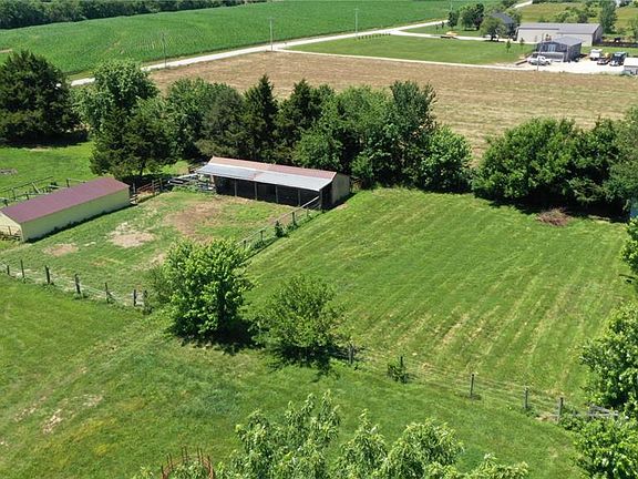 4th image of 13531 Fruit Farm Rd