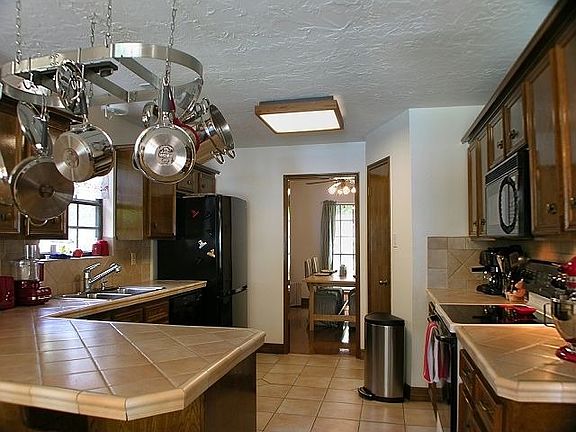 2nd image of 23114 Park Ln