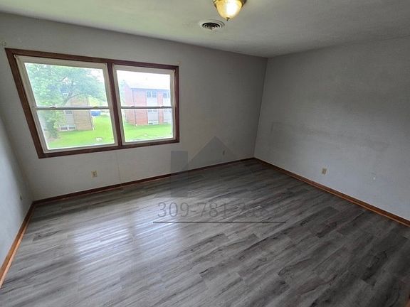 5th image of 1902 16th St APT E