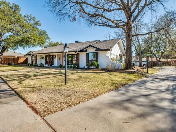 1710 N Dickerson Dr, Arlington, TX 76013