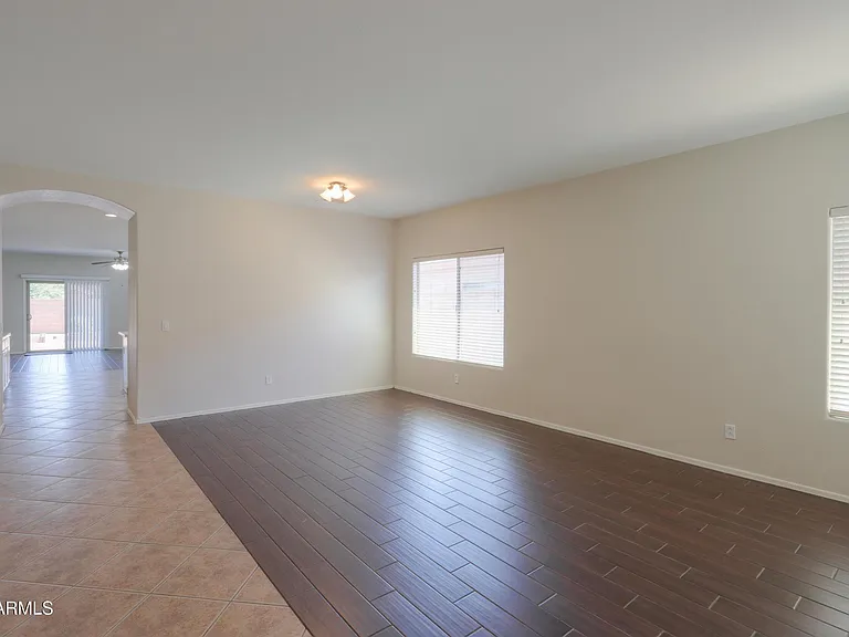 44092 W Stonecreek Rd — Photo 7