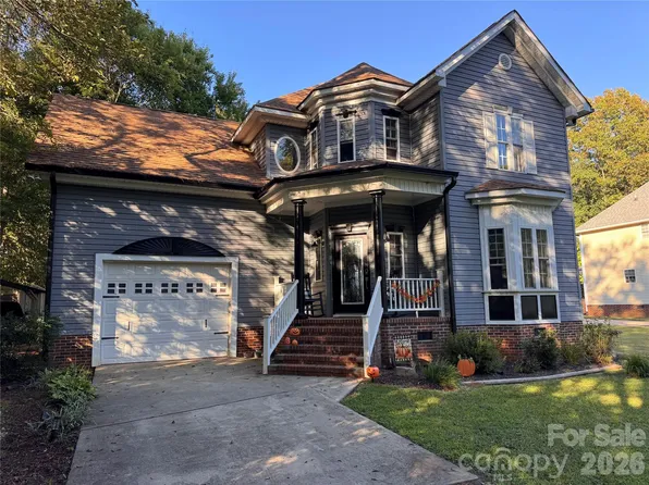 2070 Smith Ford Rd, Hickory Grove, SC 29717