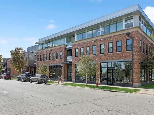 263 N Linn St, Iowa City, IA 52245