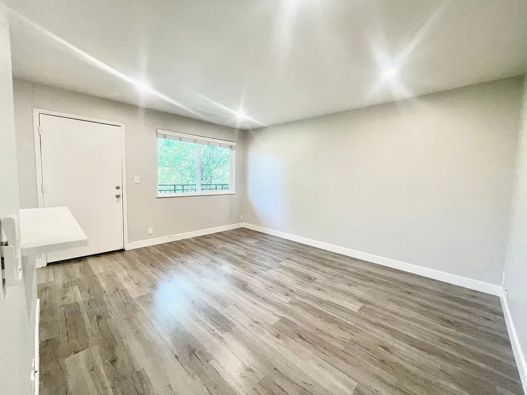 The Alterra: Beautiful One-Bedroom Apartments in the Heart of Downtown Walnut Creek — Photo 26