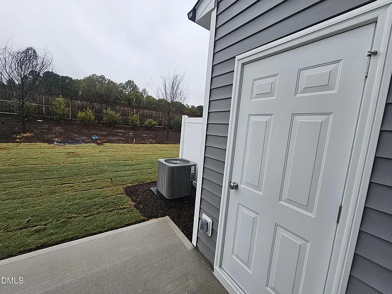 48 Bloodroot St — Photo 11