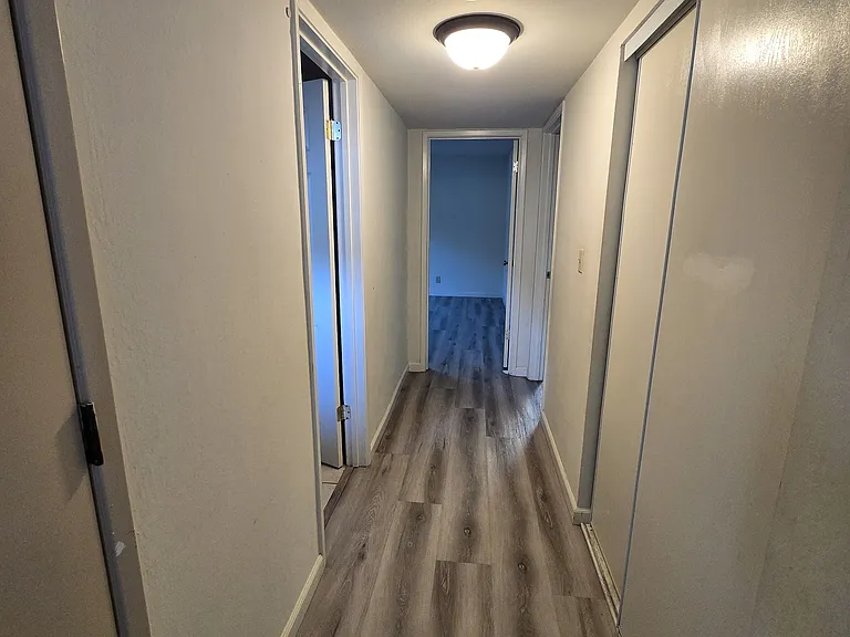 2595 Mabury Sq — Photo 7