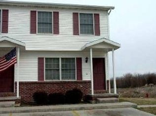108 Crossing Dr, Normal, IL 61761