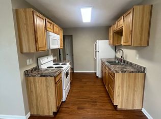 1640 E Gibbs Ave APT 1, Cottage Grove, OR 97424