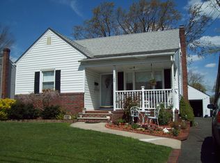 120 Gertrude St, Clark, NJ 07066