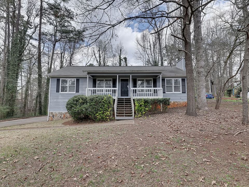 1st image of 110 Remington Ct