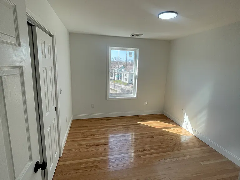 74 Westcott Ave #22 — Photo 5