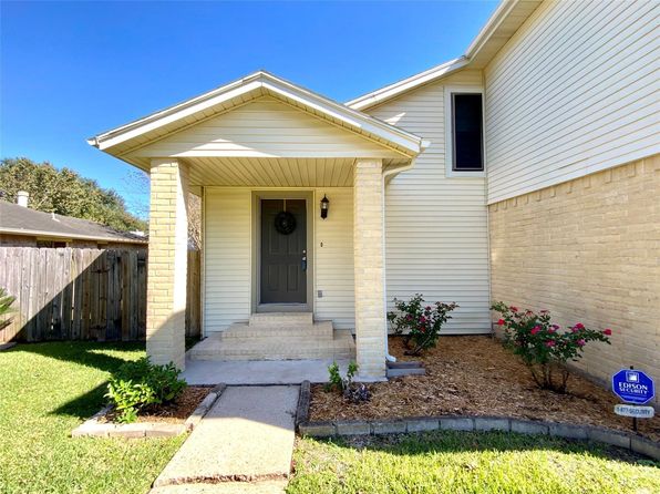 1139 W Brompton Dr