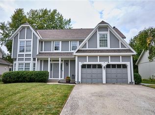 13164 Connell St, Overland Park, KS 66213