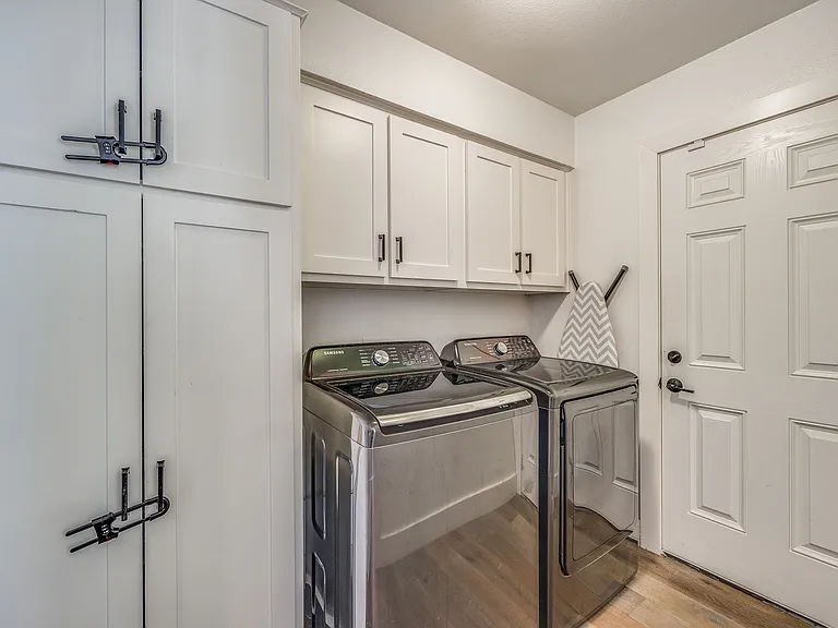 6719 Duffield Ct — Photo 24