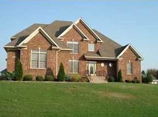 12110 Ridgeview Dr, Goshen, KY 40026