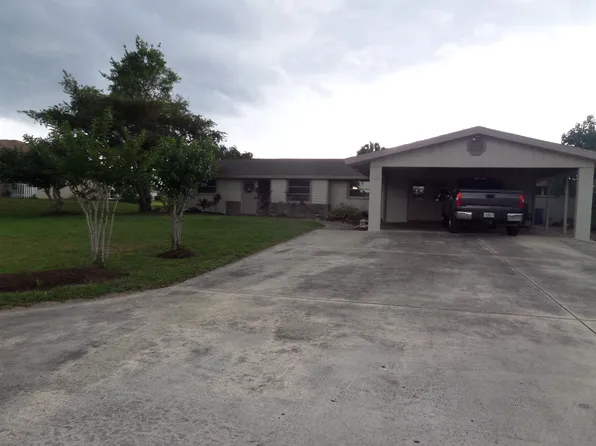 1205 Chesterfield Ave, Ruskin, FL 33570