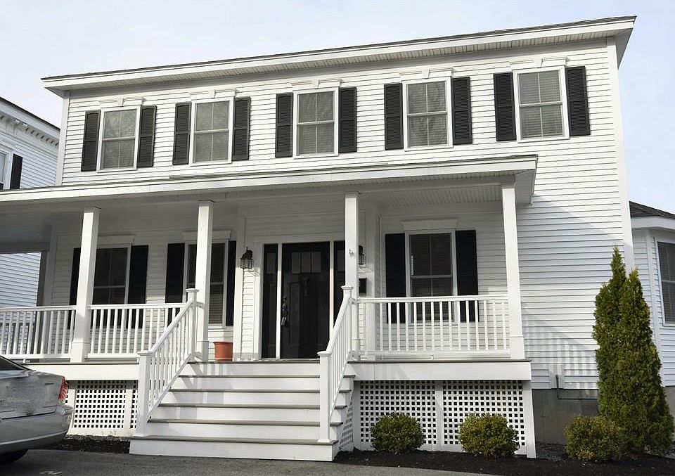 1st image of 176 Elm St #1