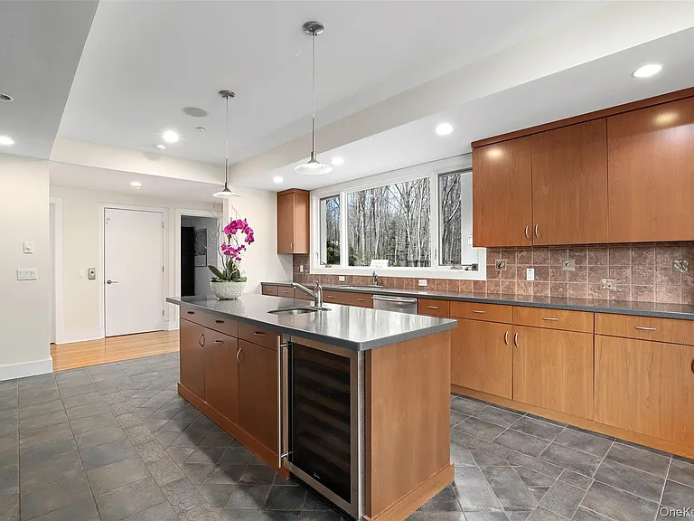17 Fox Run Rd — Photo 15