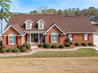210 Dove Rd, Greenwood, SC 29649