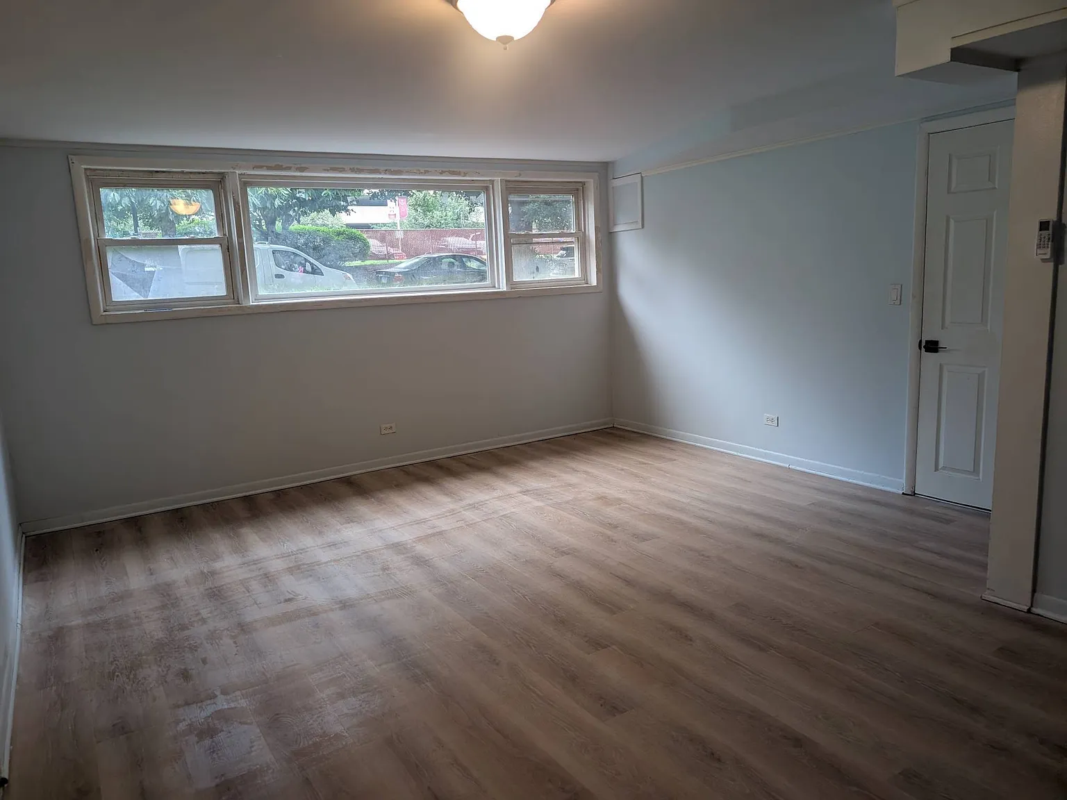333 Sherman Avenue - Garde... — Photo 2