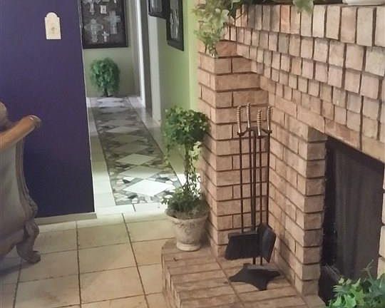 5th image of 2816 N Morris Dr
