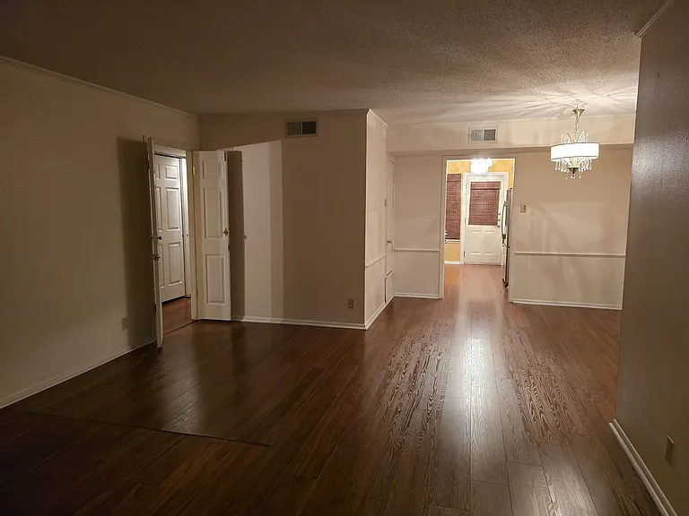 2300 Nacogdoches Rd #105A — Photo 32