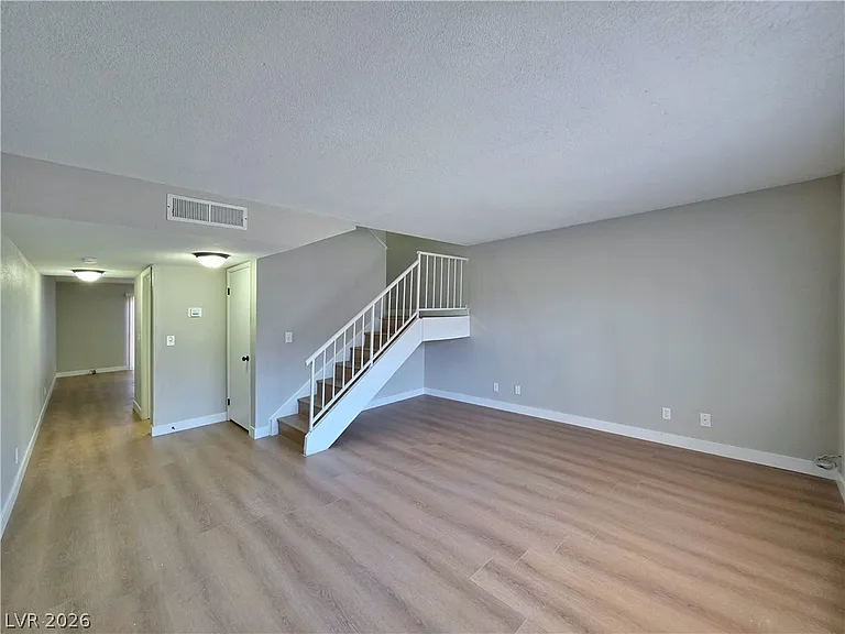 4230 Mississippi Ave — Photo 2