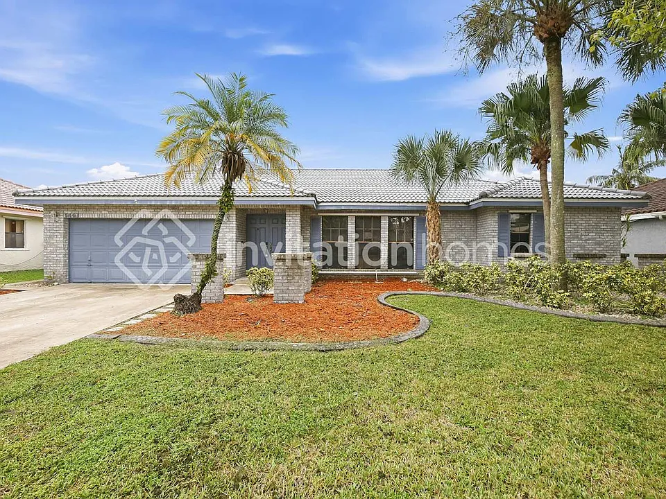 5463 NW 58th Ter