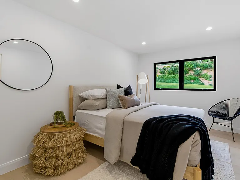 1764 E Loma Alta Dr — Photo 31