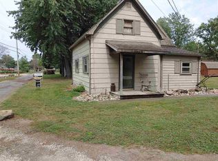 149 S Woods Aly, Rosedale, IN 47874