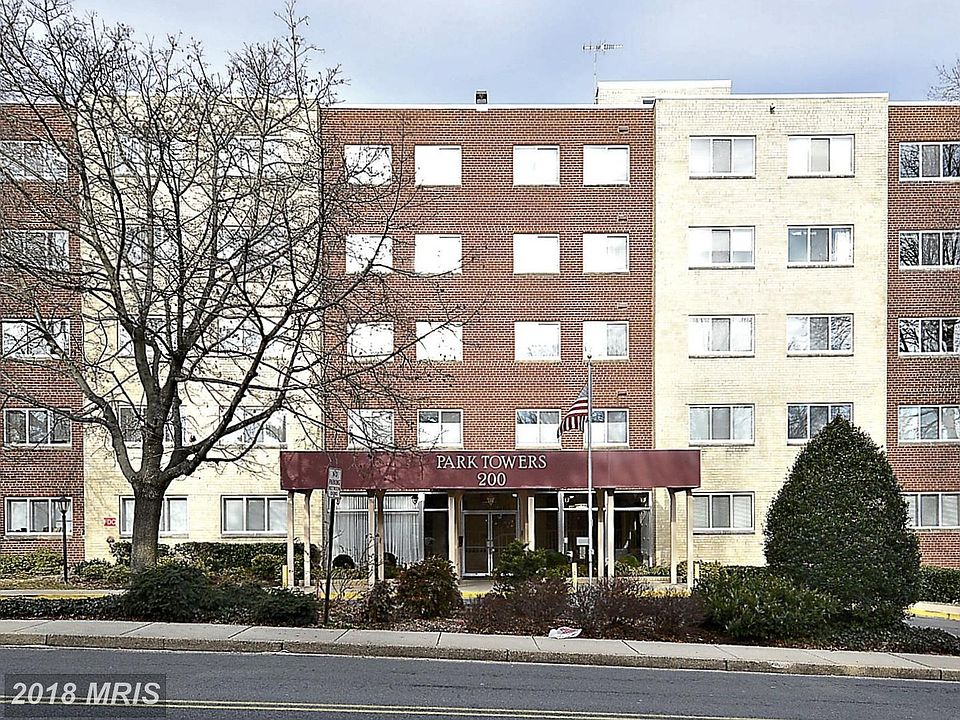 1st image of 200 N Maple Ave APT 215