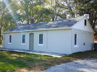 605 Peek St, Waterloo, IA 50703