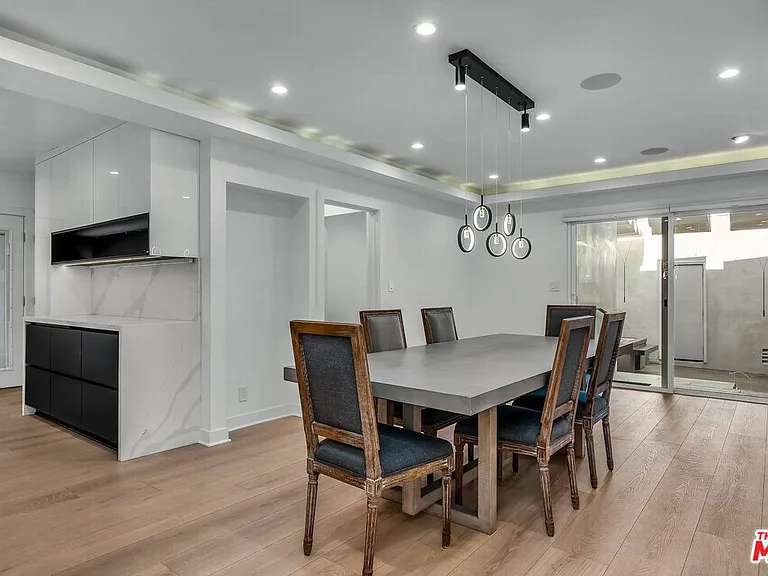 9343 W Olympic Blvd — Photo 4