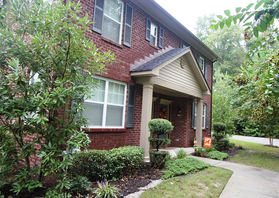 1st image of 380 Holyoke Ln #39