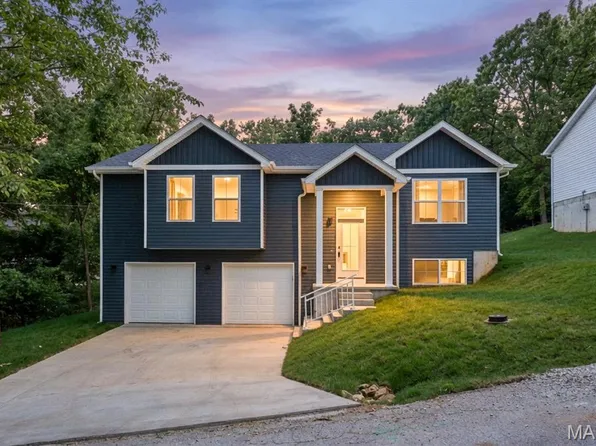 2942 Marathon Dr, De Soto, MO 63020