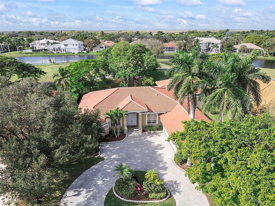 1st image of 1790 NW 124th Way