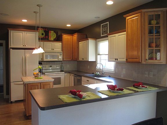 4th image of 6557 Bayfield Dr