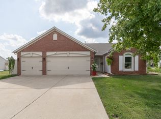 1324 Bearsden Cir, Avon, IN