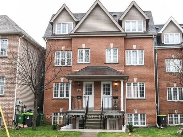 226 Wiltshire Ave, Toronto, ON M6N 5G2
