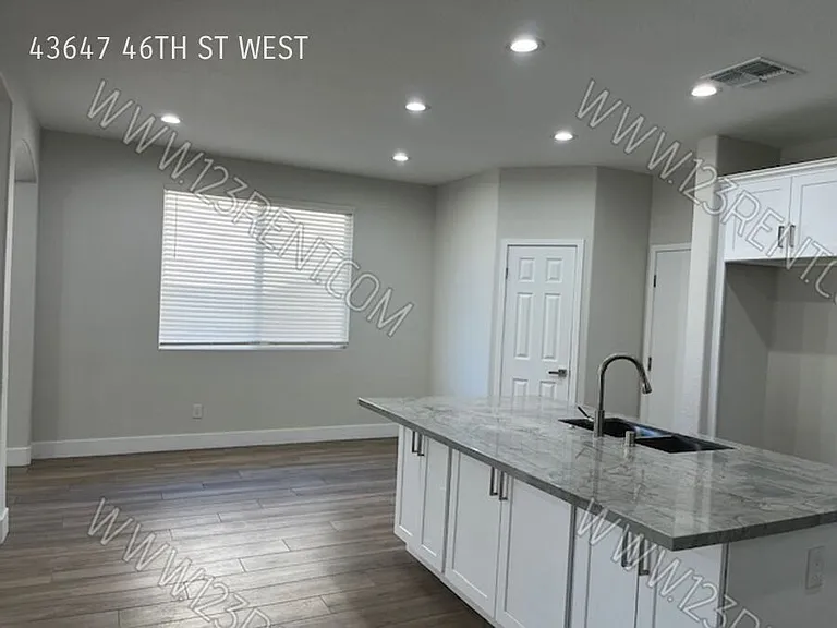 43647 46th St W — Photo 5