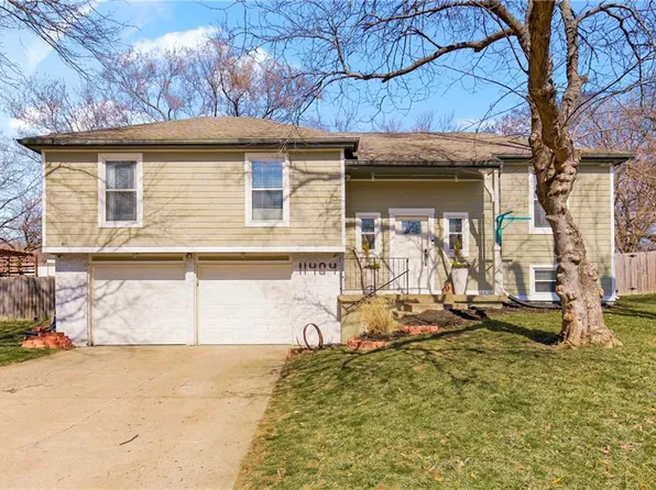 11404 W 77th St, Shawnee, KS 66214
