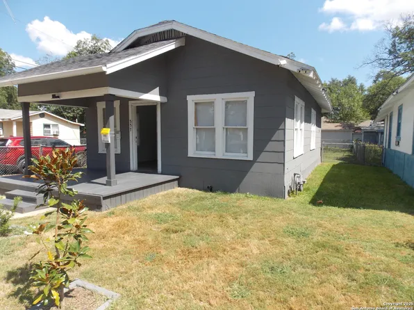 557 Barrett, San Antonio, TX 78225